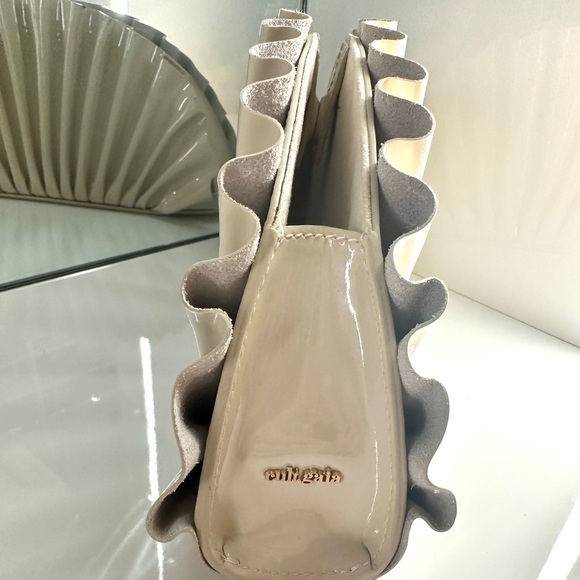 Cult Gaia Nala Clutch - Picture 4 of 8